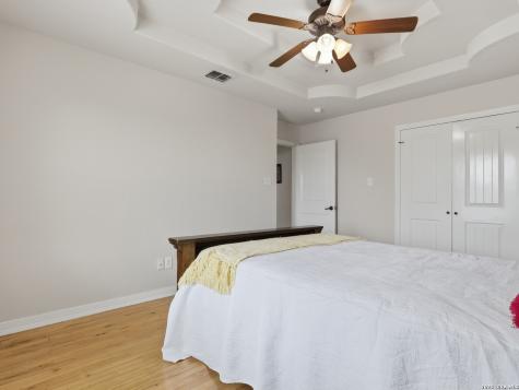603 Sunshine Meadow Adkins TX 78101