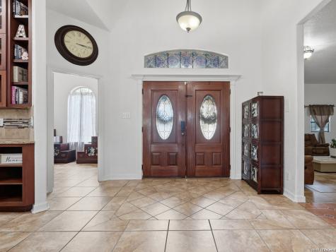 603 Sunshine Meadow Adkins TX 78101