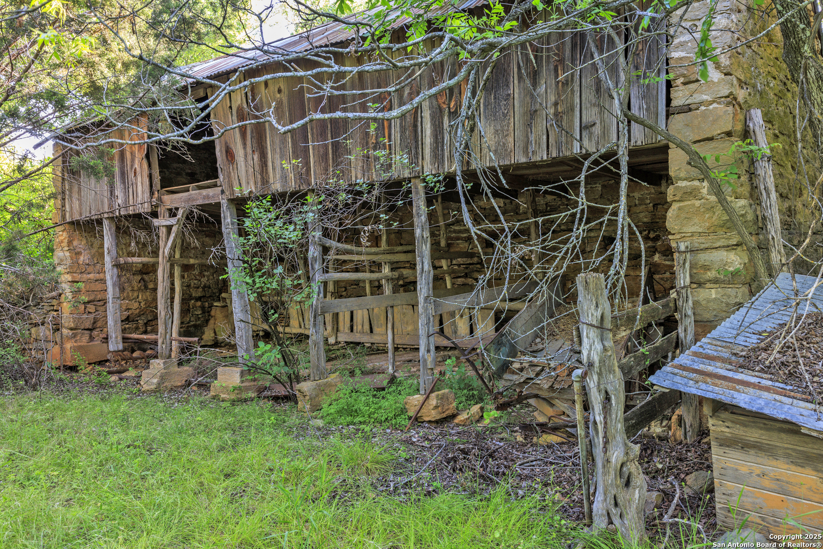 2937 Langes Mill Road Doss TX 78618