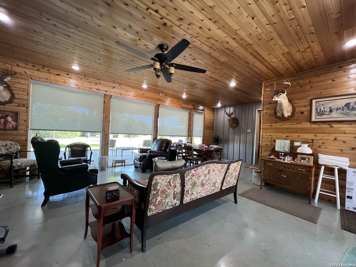 6624 W Fm 2200 Moore TX 78057