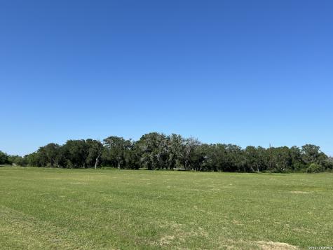 6624 W Fm 2200 Moore TX 78057