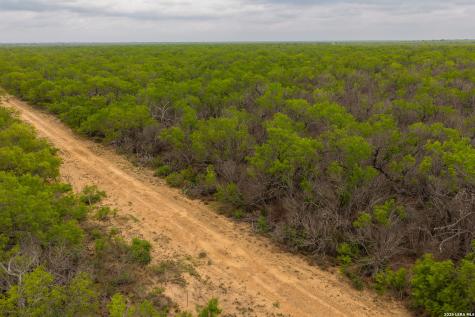 12 Fm 1581 Pearsall TX 78061