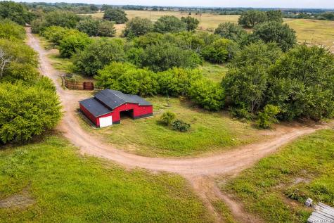 2141 County Road 132 Floresville TX 78114