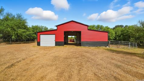 2141 County Road 132 Floresville TX 78114