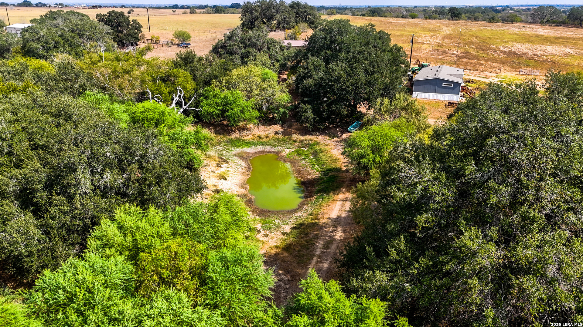 2141 County Road 132 Floresville TX 78114