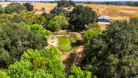 2141 County Road 132 Floresville TX 78114