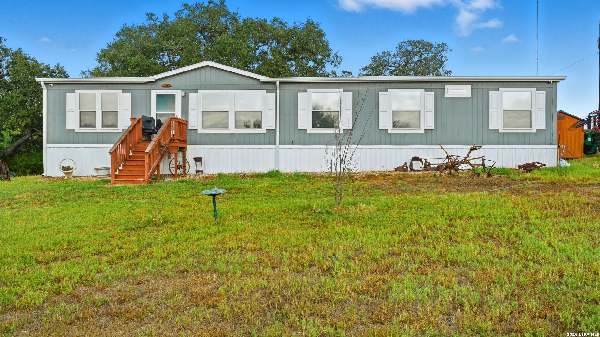 2141 County Road 132 Floresville TX 78114
