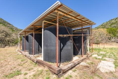 3655 North Seco Road Utopia TX 78884