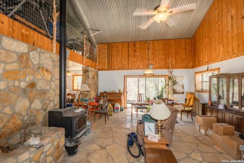 3655 North Seco Road Utopia TX 78884
