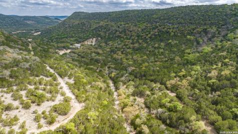 3655 North Seco Road Utopia TX 78884