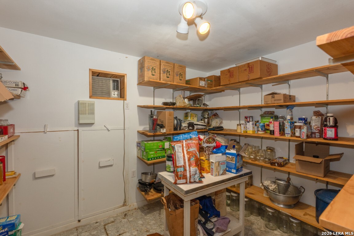 3655 North Seco Road Utopia TX 78884
