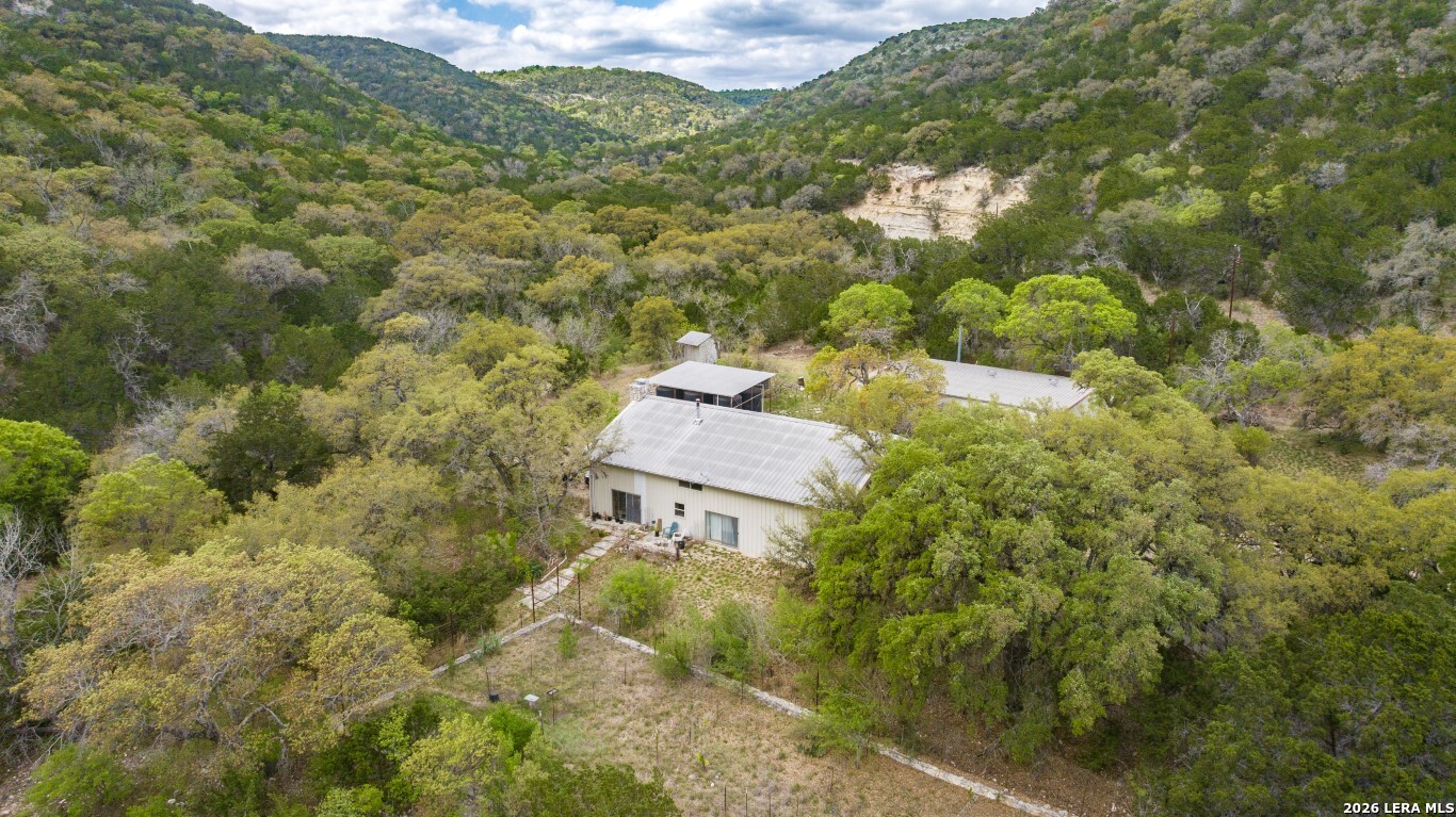 3655 North Seco Road Utopia TX 78884