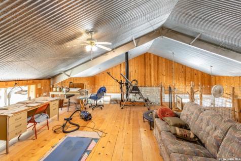 3655 North Seco Road Utopia TX 78884