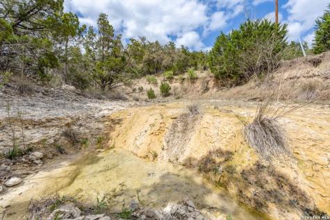 3655 North Seco Road Utopia TX 78884