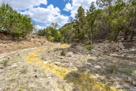 3655 North Seco Road Utopia TX 78884