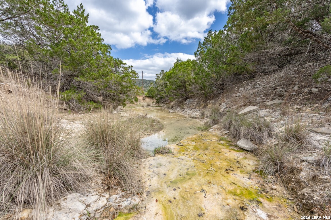 3655 North Seco Road Utopia TX 78884