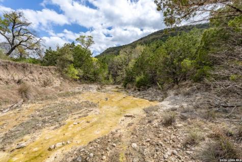 3655 North Seco Road Utopia TX 78884
