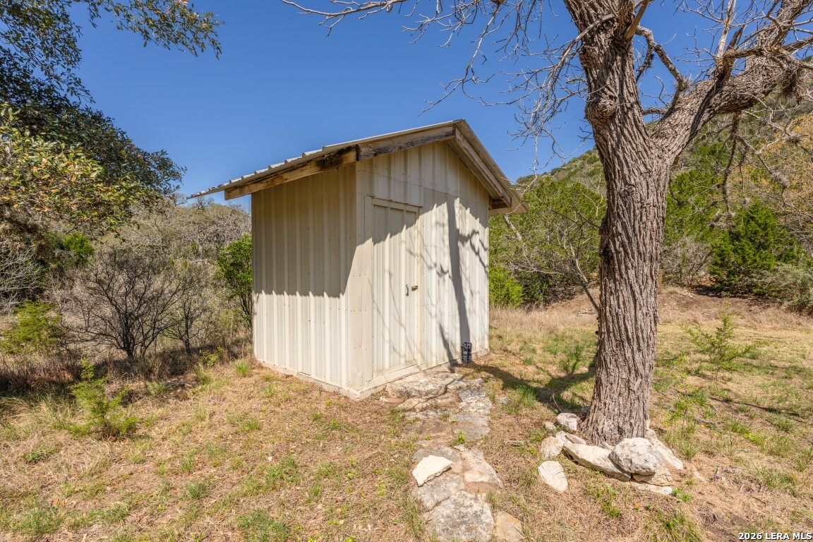 3655 North Seco Road Utopia TX 78884