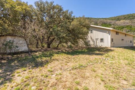 3655 North Seco Road Utopia TX 78884