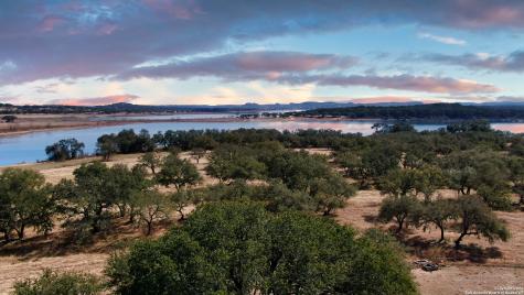 1621 Lavaca Canyon Lake TX 78133