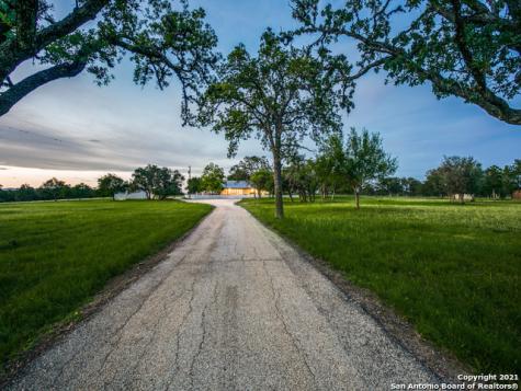 5086 State Highway 16 N Bandera TX 78003