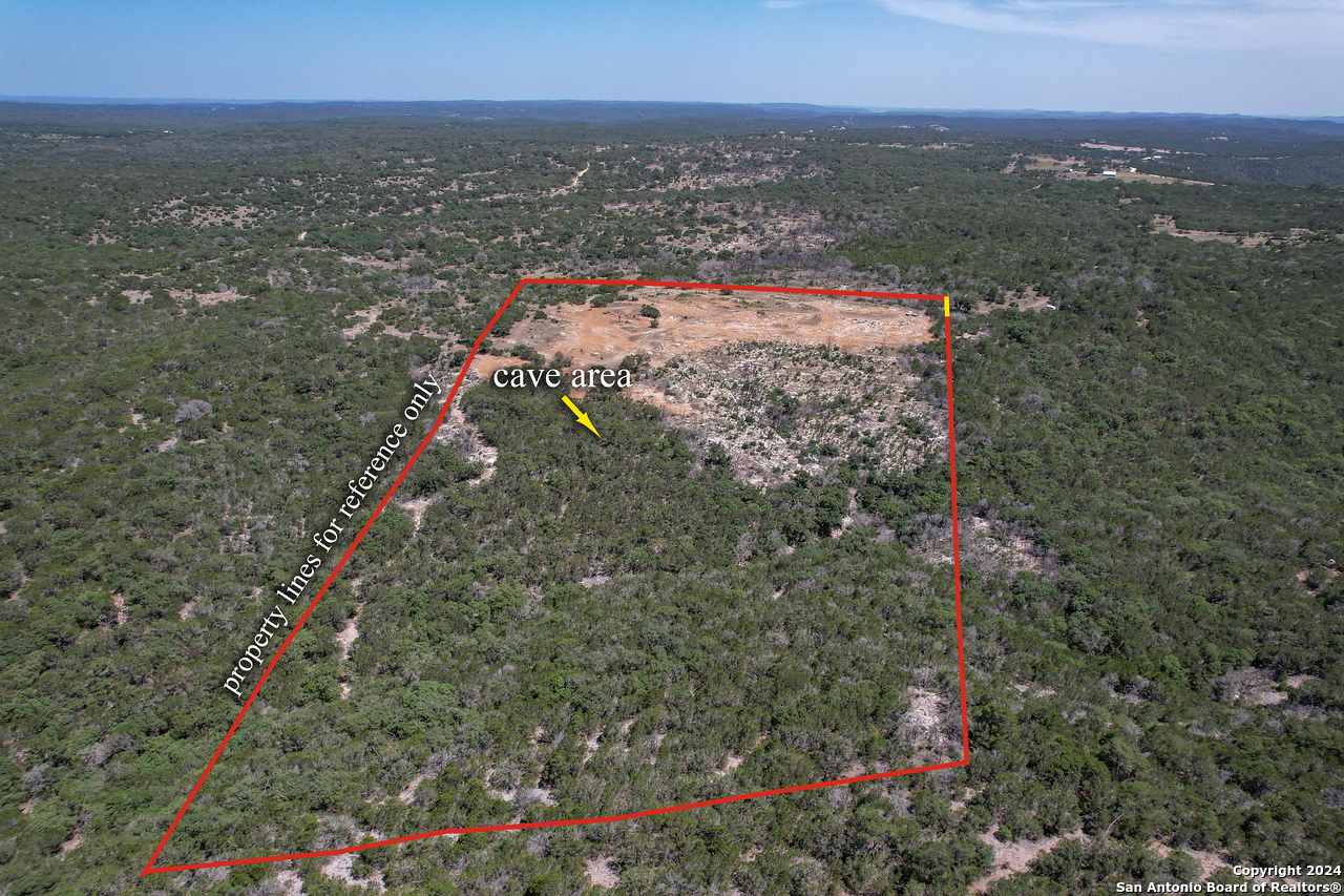 351 N Ringtail Road Leakey TX 78873
