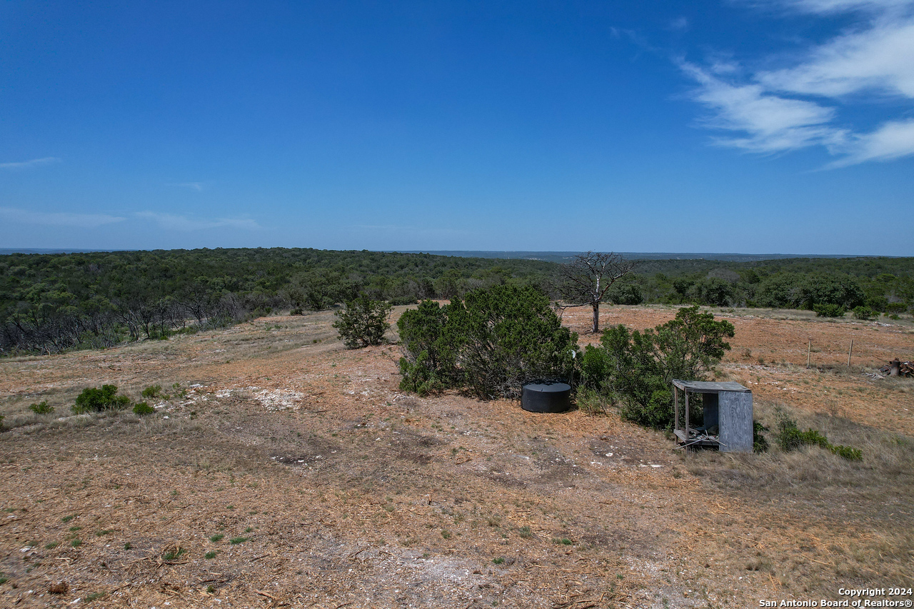 351 N Ringtail Road Leakey TX 78873