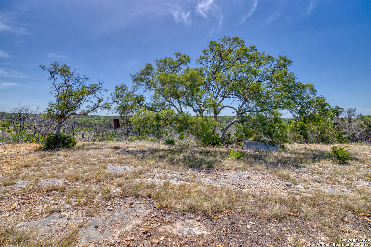 351 N Ringtail Road Leakey TX 78873