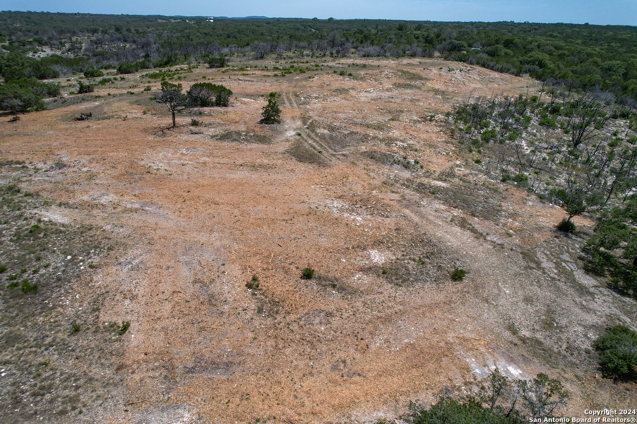 351 N Ringtail Road Leakey TX 78873