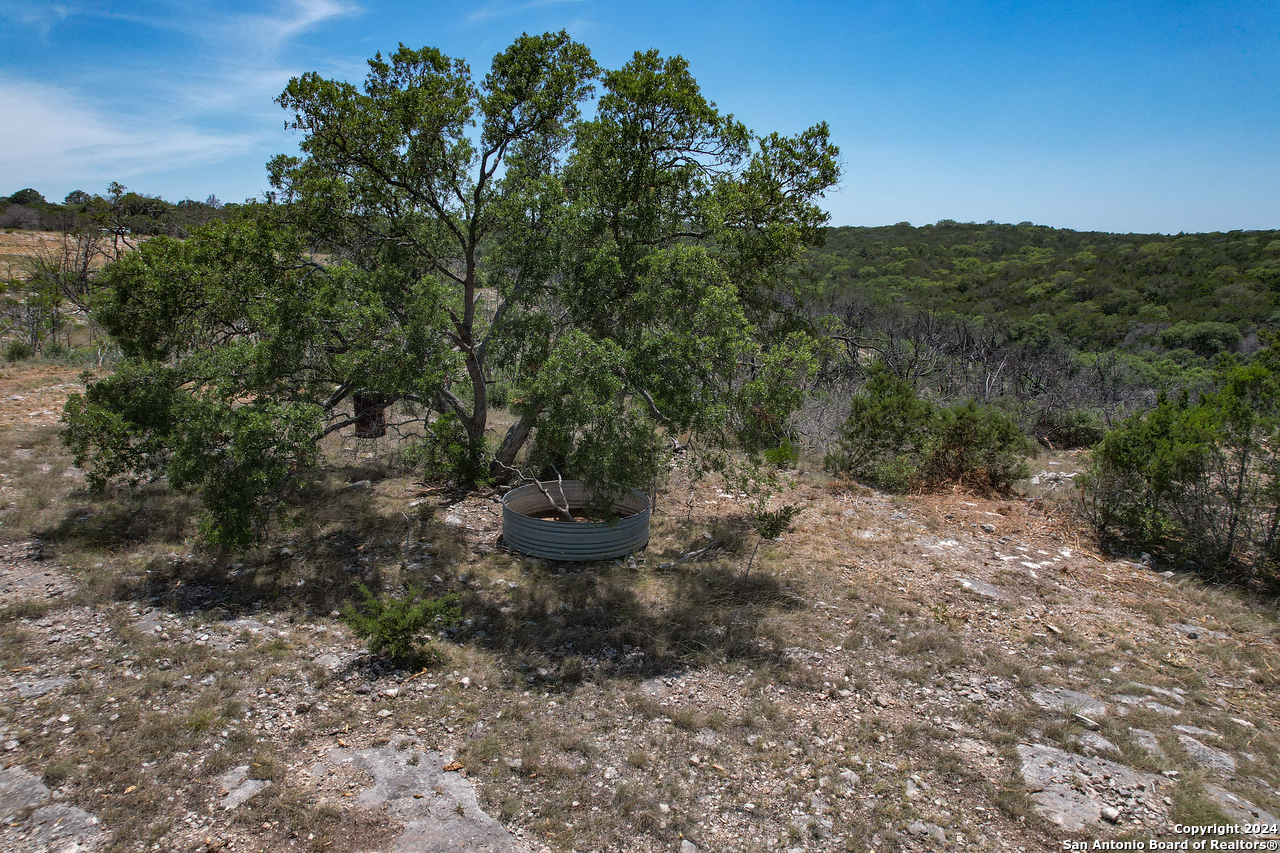 351 N Ringtail Road Leakey TX 78873