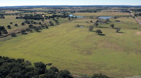 2433 Highway 588 Comanche TX 76442