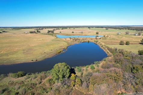 2433 Highway 588 Comanche TX 76442
