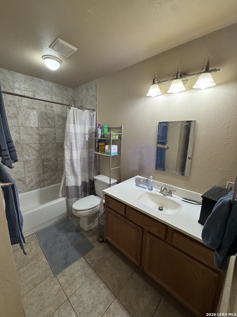 1864 Panther Hollow Bandera TX 78003