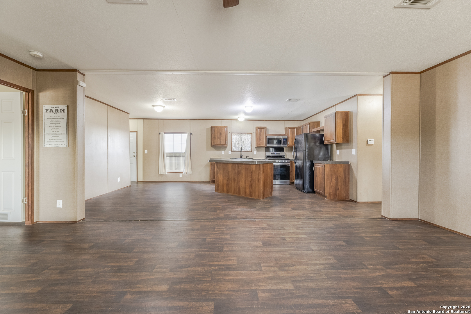 300 Private Road 2743 Moore TX 78057