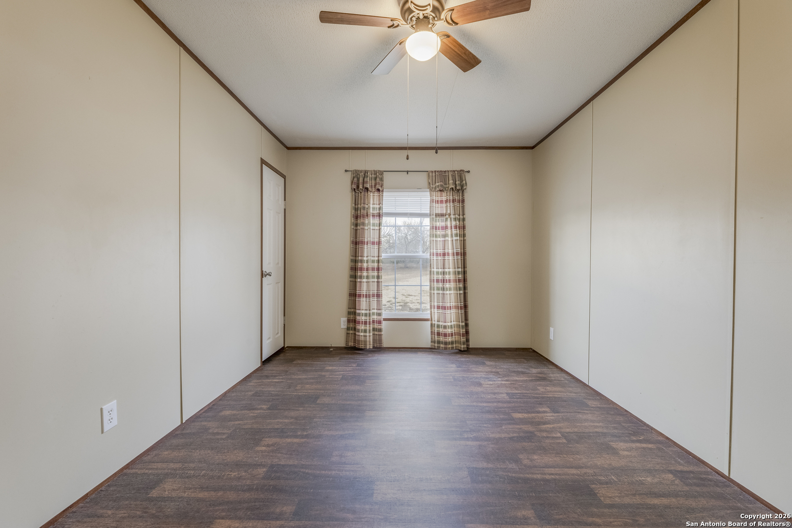 300 Private Road 2743 Moore TX 78057