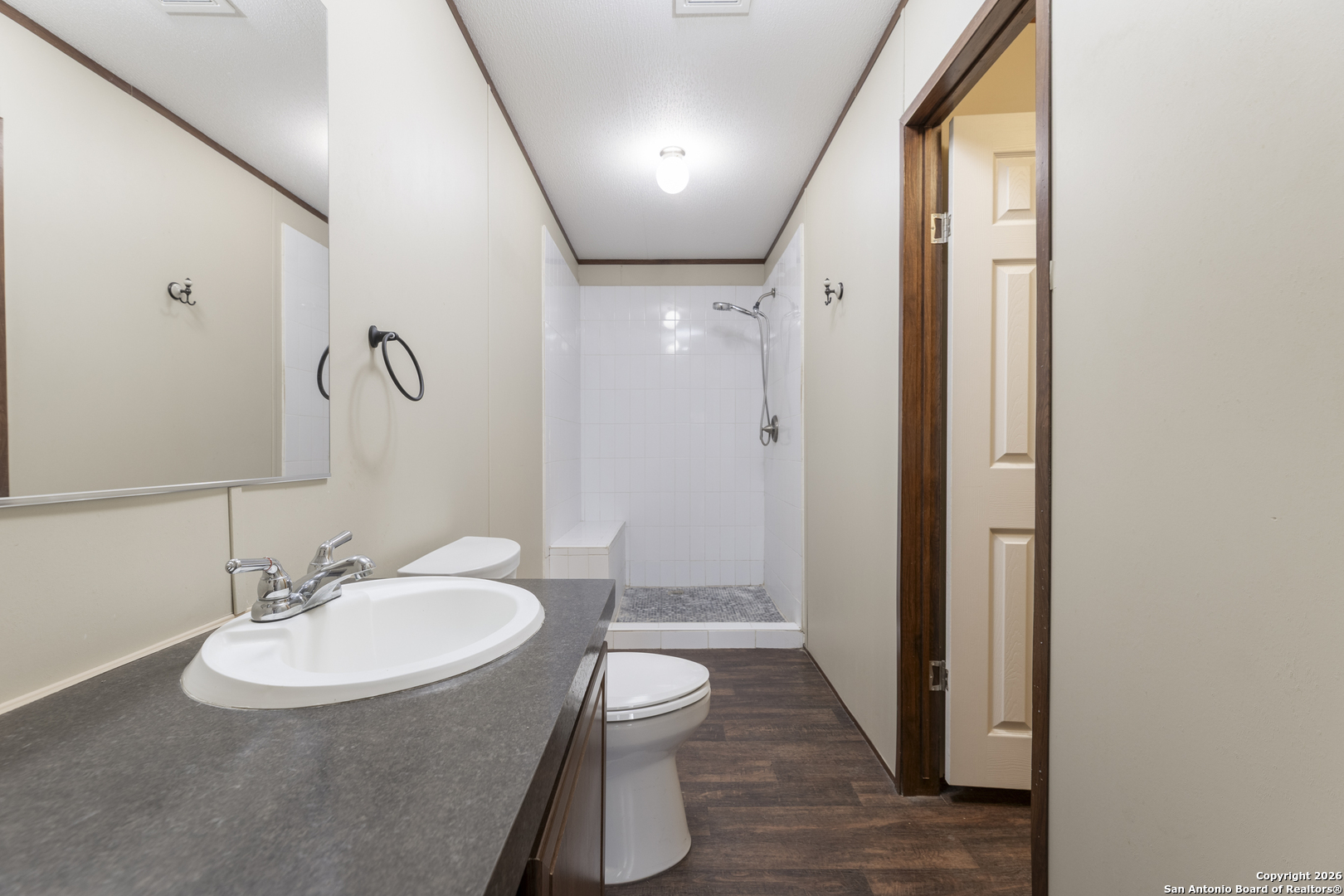 300 Private Road 2743 Moore TX 78057