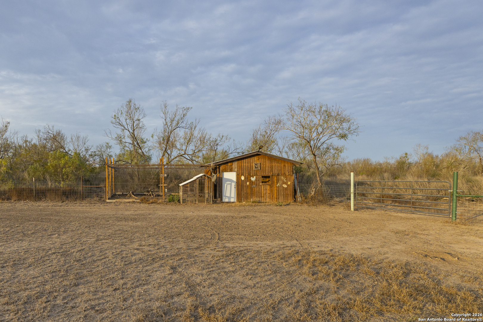 300 Private Road 2743 Moore TX 78057