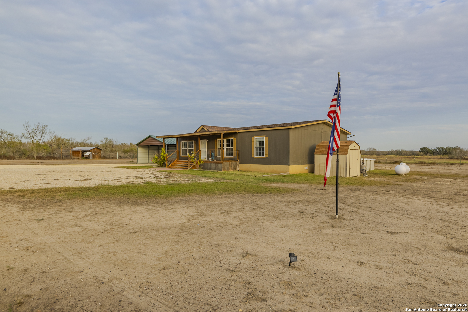 300 Private Road 2743 Moore TX 78057
