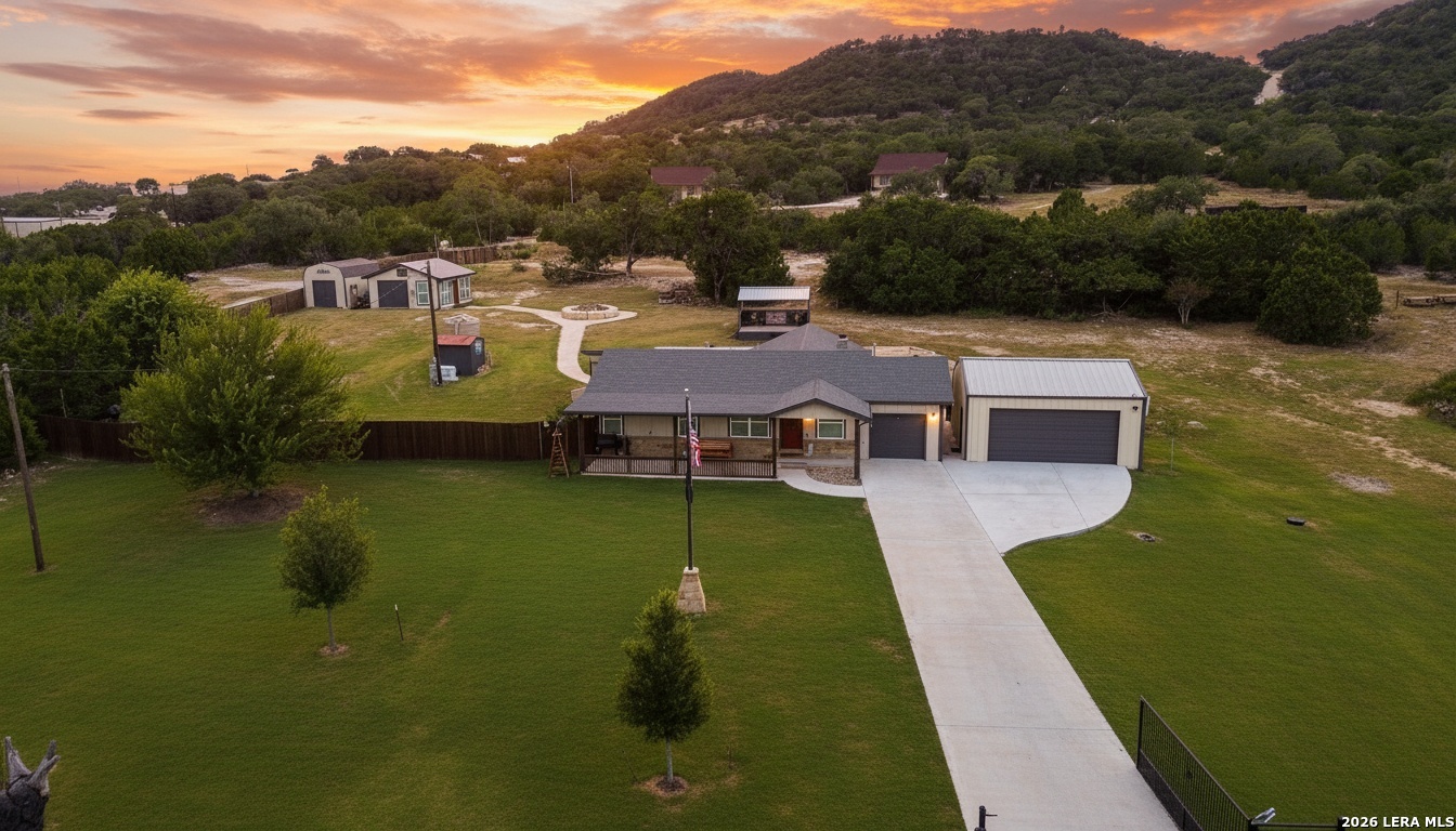 526 Cheyenne Trail Pipe Creek TX 78063