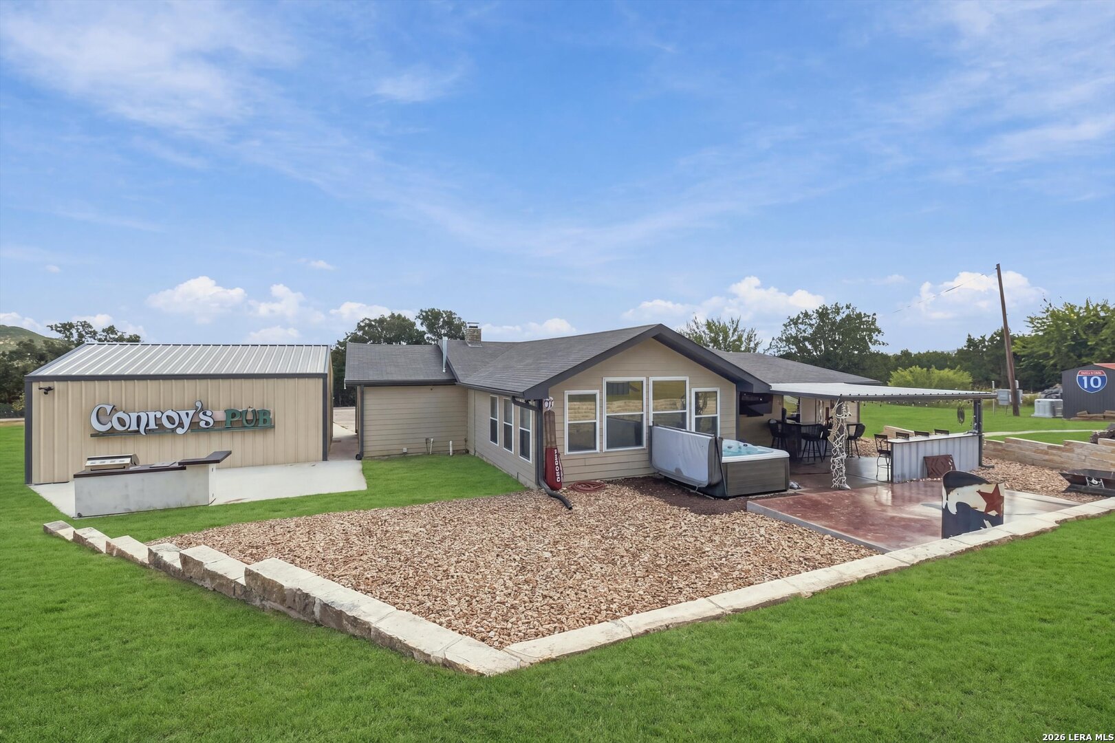 526 Cheyenne Trail Pipe Creek TX 78063