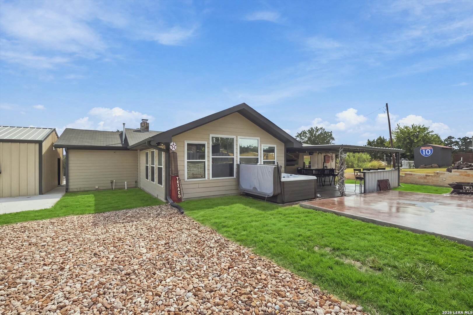 526 Cheyenne Trail Pipe Creek TX 78063