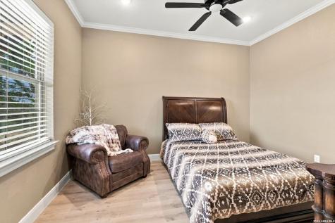 526 Cheyenne Trail Pipe Creek TX 78063