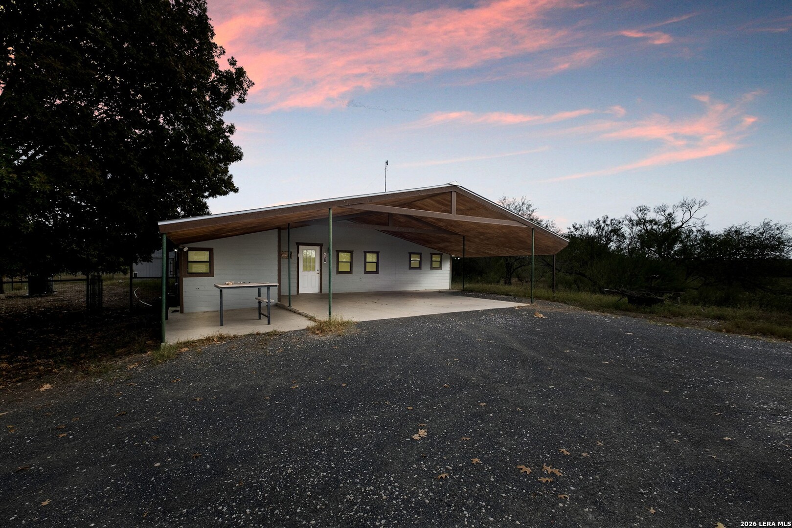 1529 County Road 4513 Hondo TX 78861