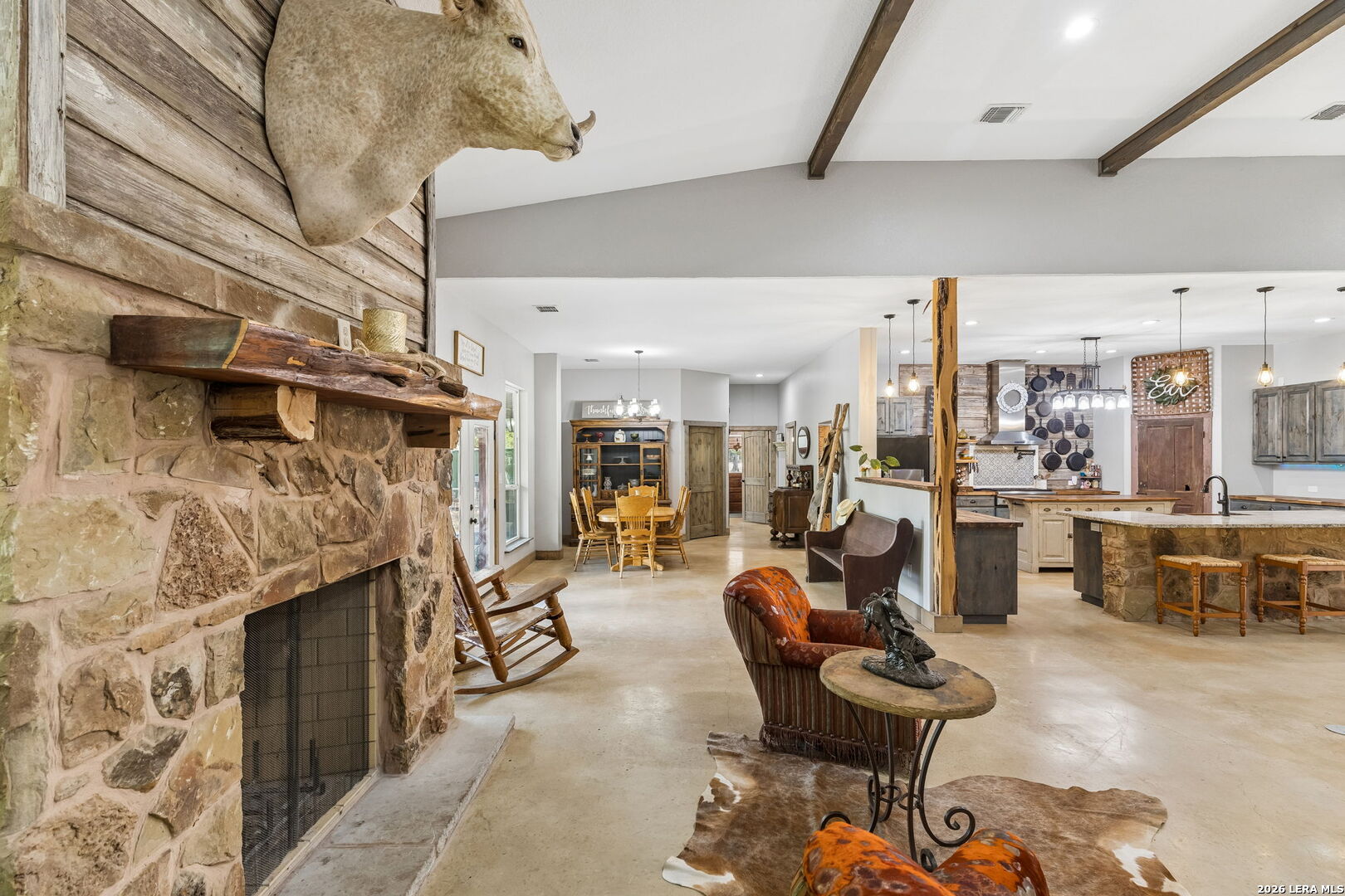 105 Dillard Lane Bergheim TX 78004