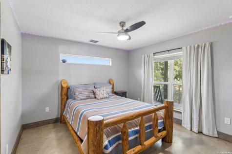 105 Dillard Lane Bergheim TX 78004