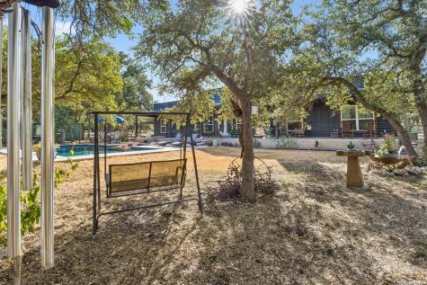 105 Dillard Lane Bergheim TX 78004