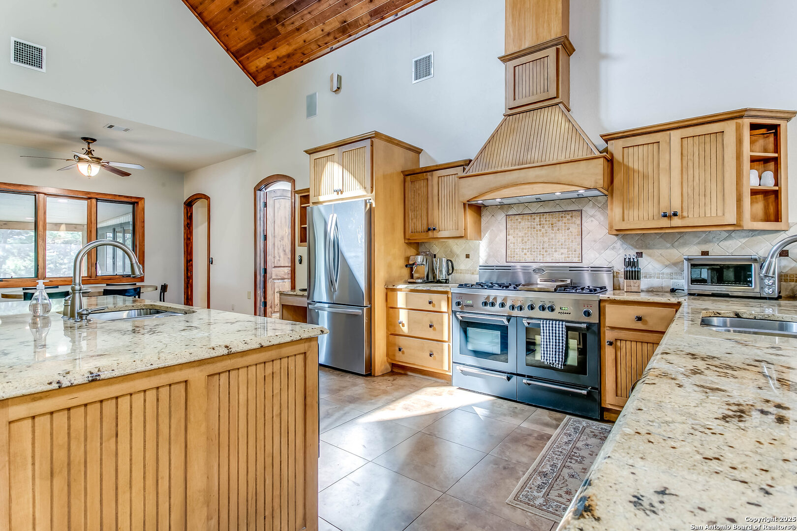 408 Copeland Hill Smithville TX 78957