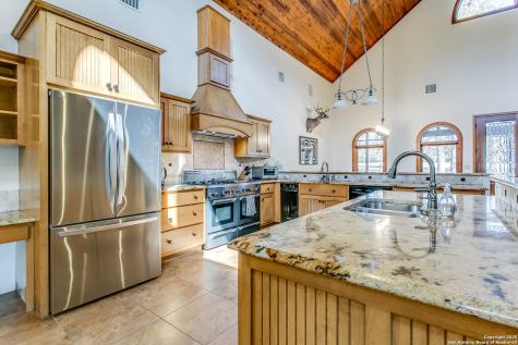 408 Copeland Hill Smithville TX 78957