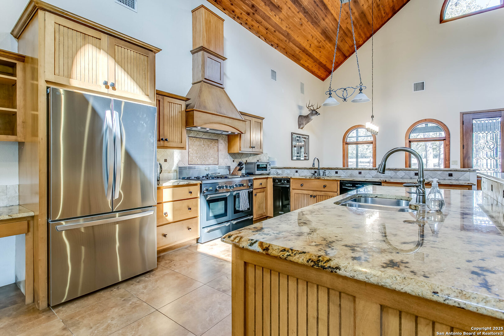 408 Copeland Hill Smithville TX 78957