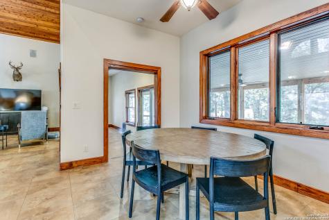 408 Copeland Hill Smithville TX 78957